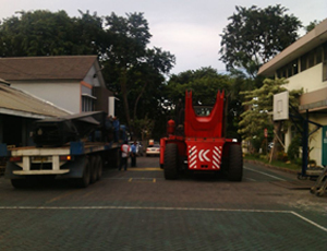 Import STS Container Crane & RTG BJTI Surabaya